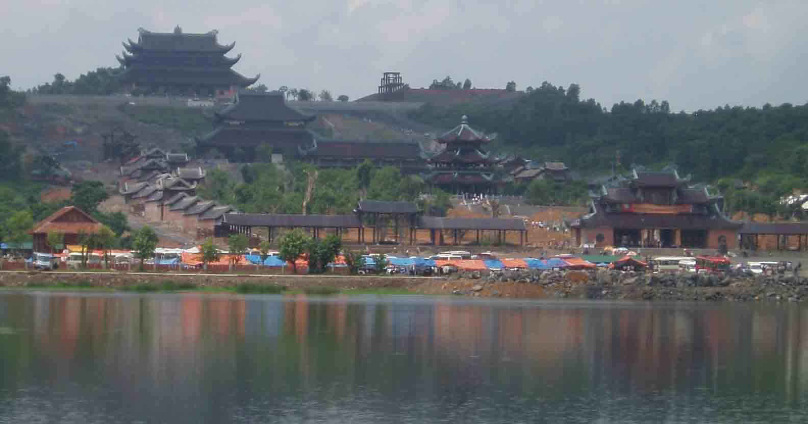 Du lịch cùng UBND Tỉnh Ninh Bình Du lịch cùng UBND Tỉnh Ninh Bình